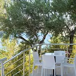Appartement Mateo Qazim Pali